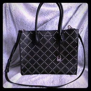 NEW AUTHENTIC Michael Kors purse ❤️